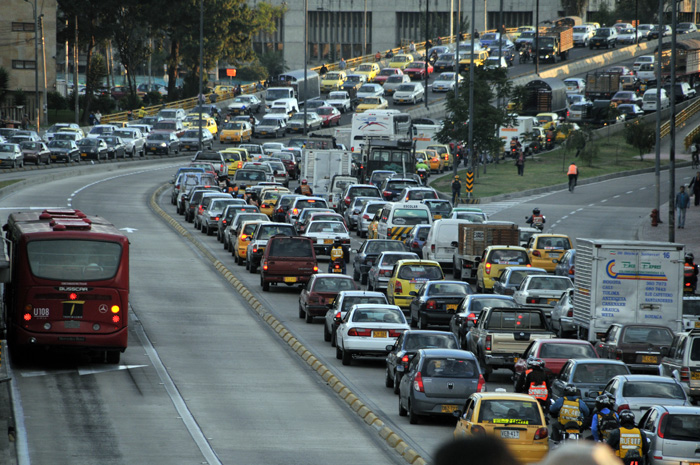 Colombia reduce los aranceles a los vehículos eléctricos e híbridos