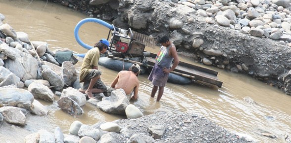 76% de las cooperativas mineras de La Paz opera sin licencia ambiental